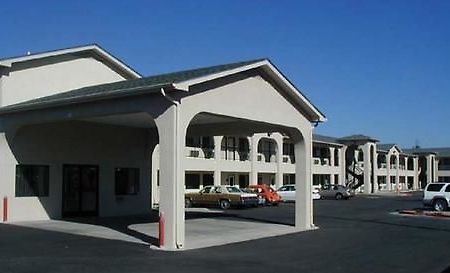 American Inn & Suites ألباكركي المظهر الخارجي الصورة