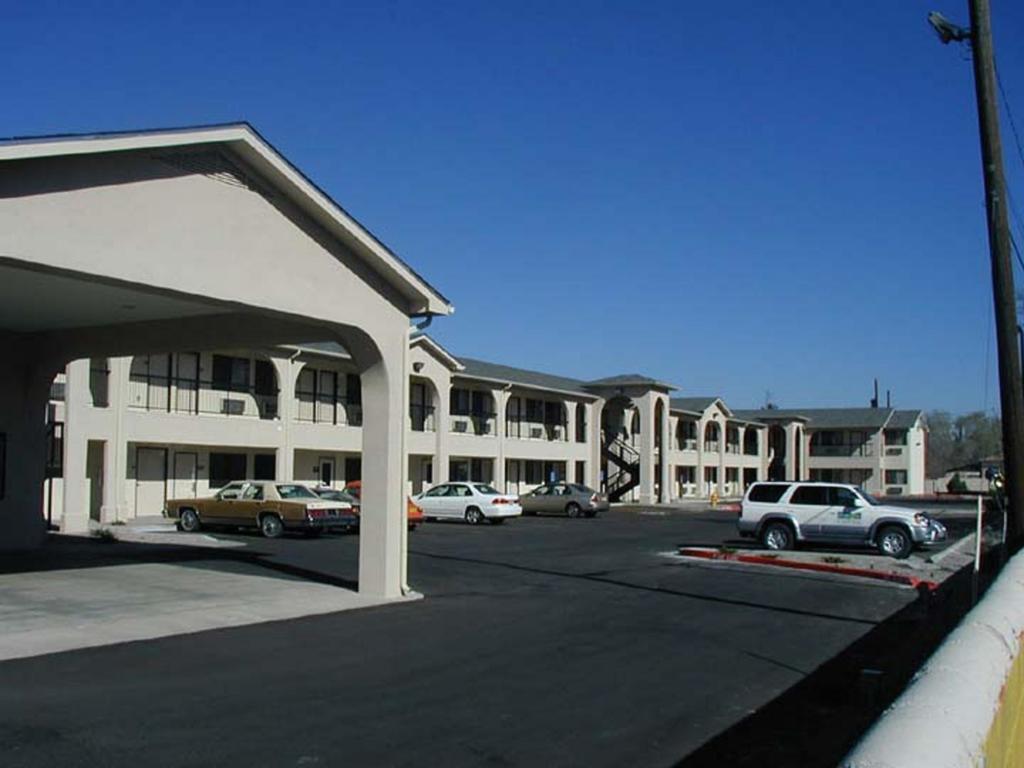 American Inn & Suites ألباكركي المظهر الخارجي الصورة