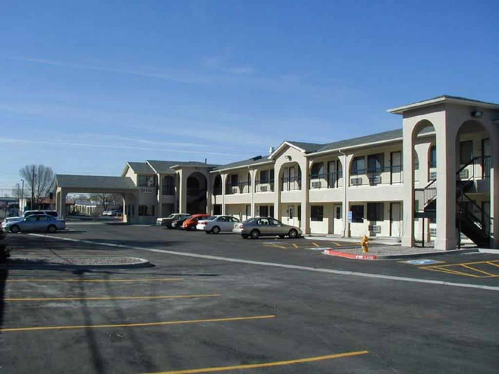 American Inn & Suites ألباكركي المظهر الخارجي الصورة