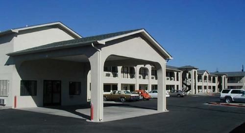 American Inn & Suites ألباكركي المظهر الخارجي الصورة